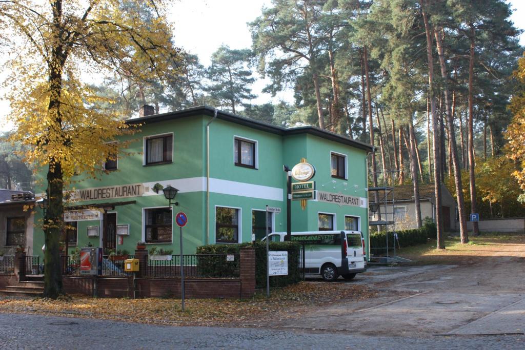 Waldrestaurant & Hotel Rangsdorf Exteriör bild